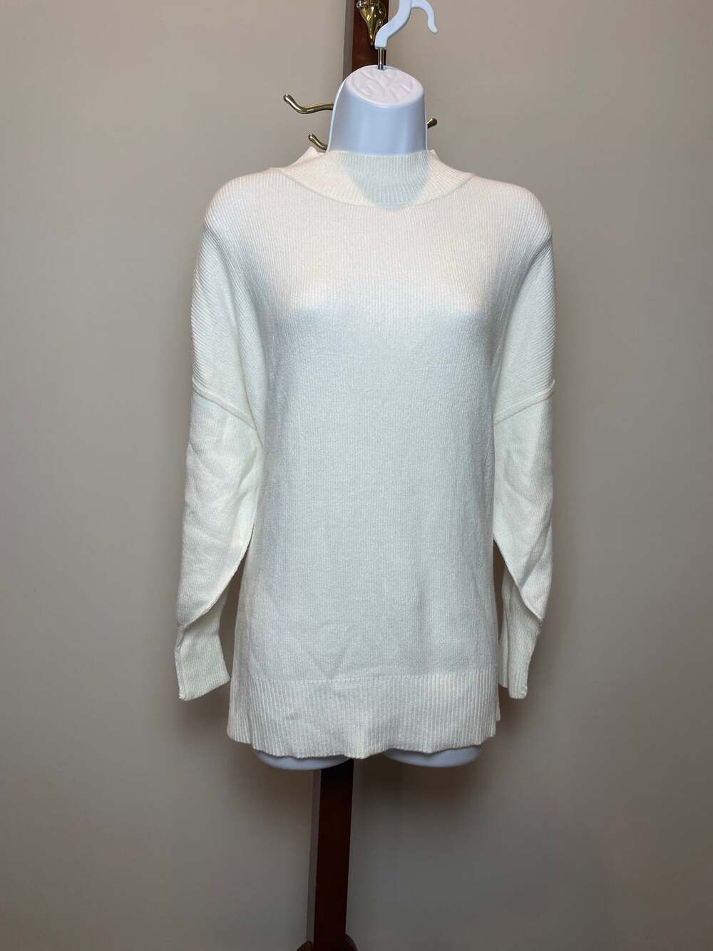 ZESICA Turtleneck Sweater Size S White Ribbed Knit Oversized NWT